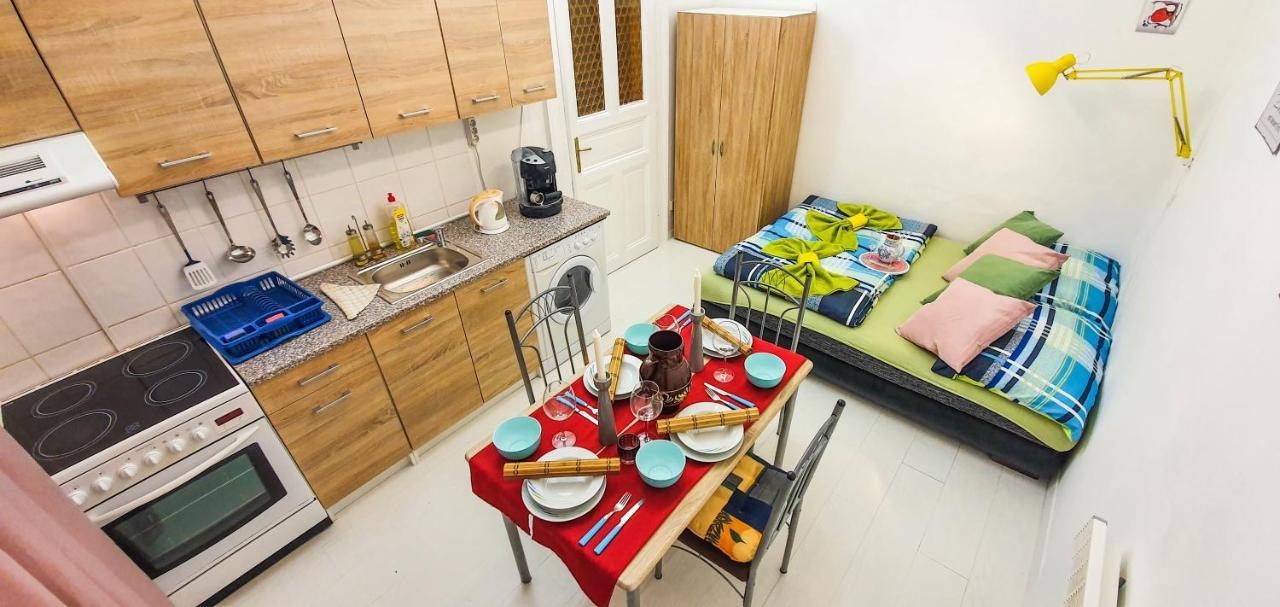 Apartment In The Center Of Прага Екстер'єр фото